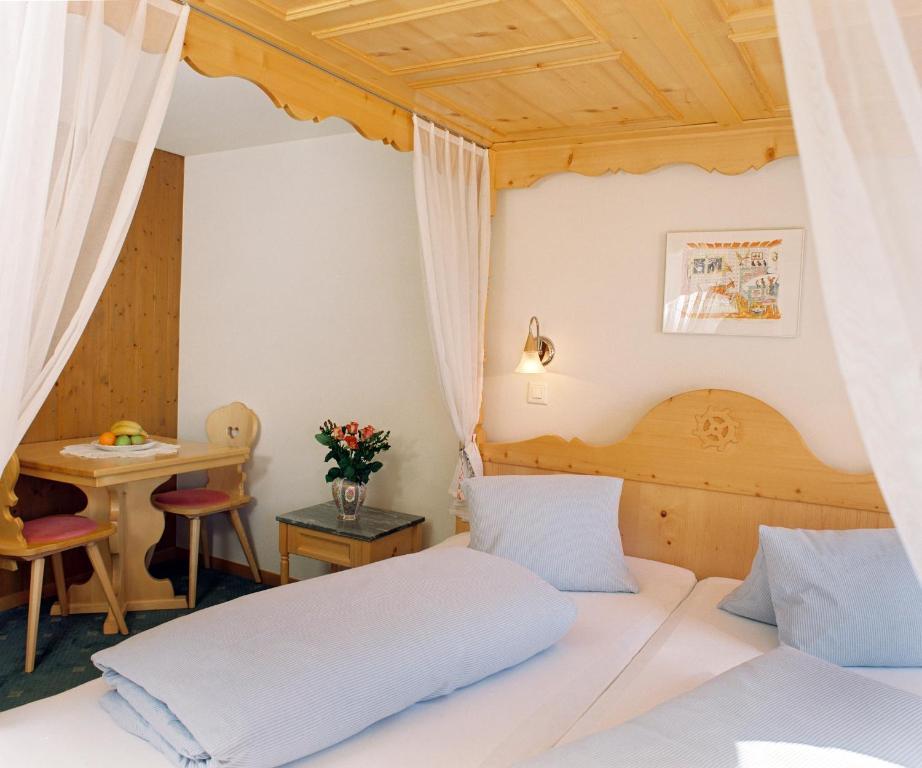 Hotel Alpsu Disentis Quarto foto